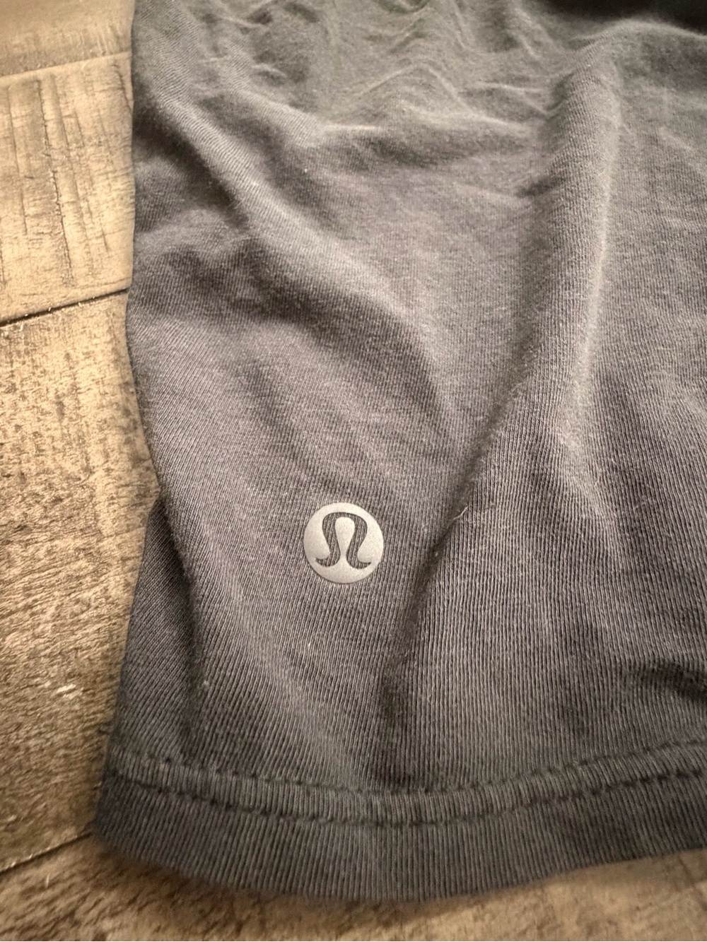Black Hang-Back Sleeveless Tank - Picture 4 of 4